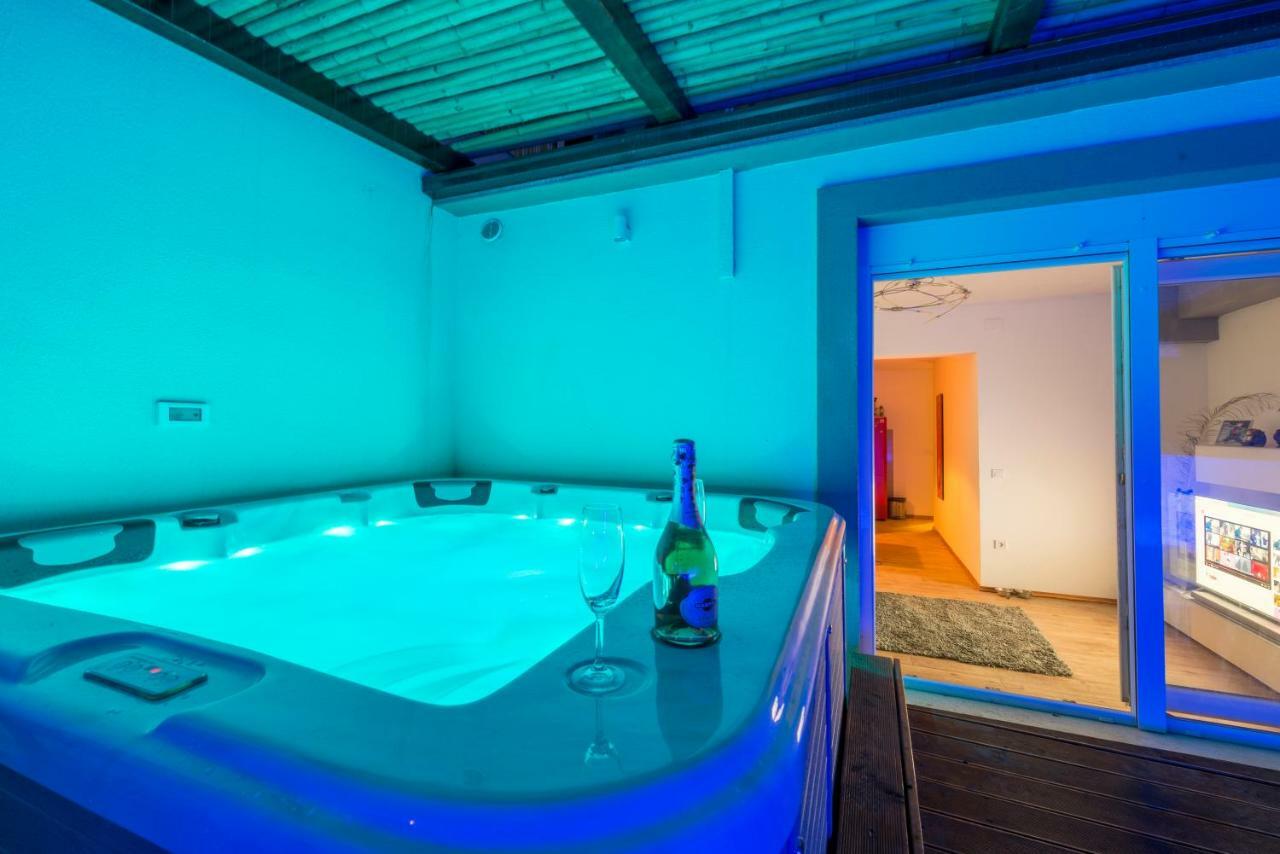 Alena Luxury Apartment With Jacuzzi Split Exterior foto